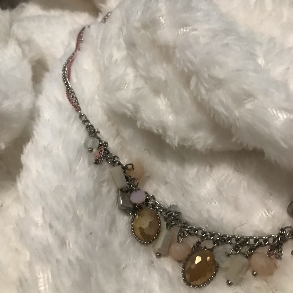 Gold necklace with pink chain. And pearls